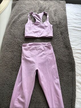 girlfriend collective Lavender High-Rise Leggings with Matching Sports Bra